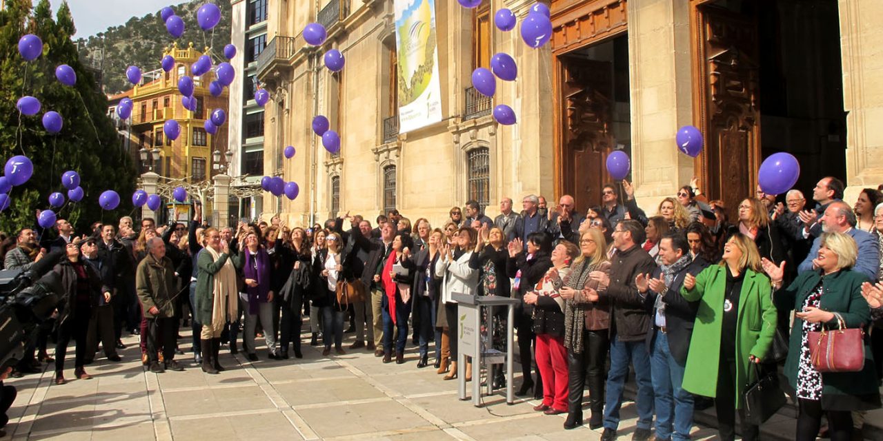 Diputación conmemora el Día Internacional de la Mujer, una jornada “especial, reivindicativa e histórica” por la igualdad