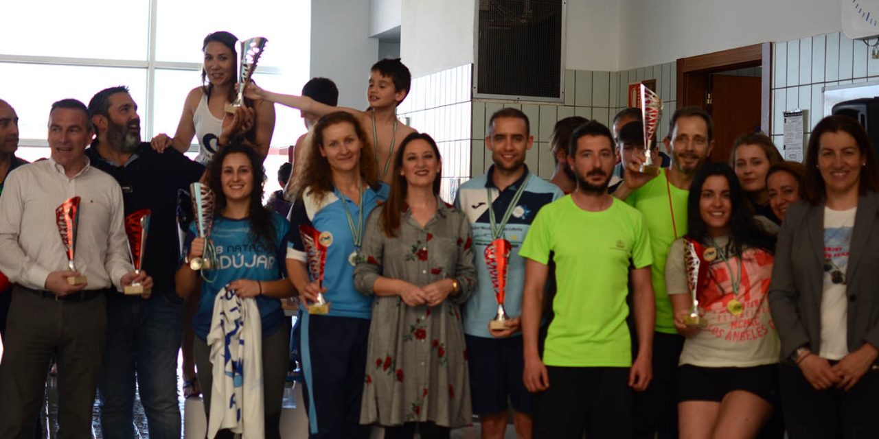 200 nadadores en el Trofeo de Natación del Día de Andalucía de La Carolina