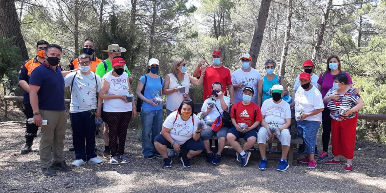 El Centro Ocupacional Los Andaluces realiza una excursión a la Vía Verde del Segura