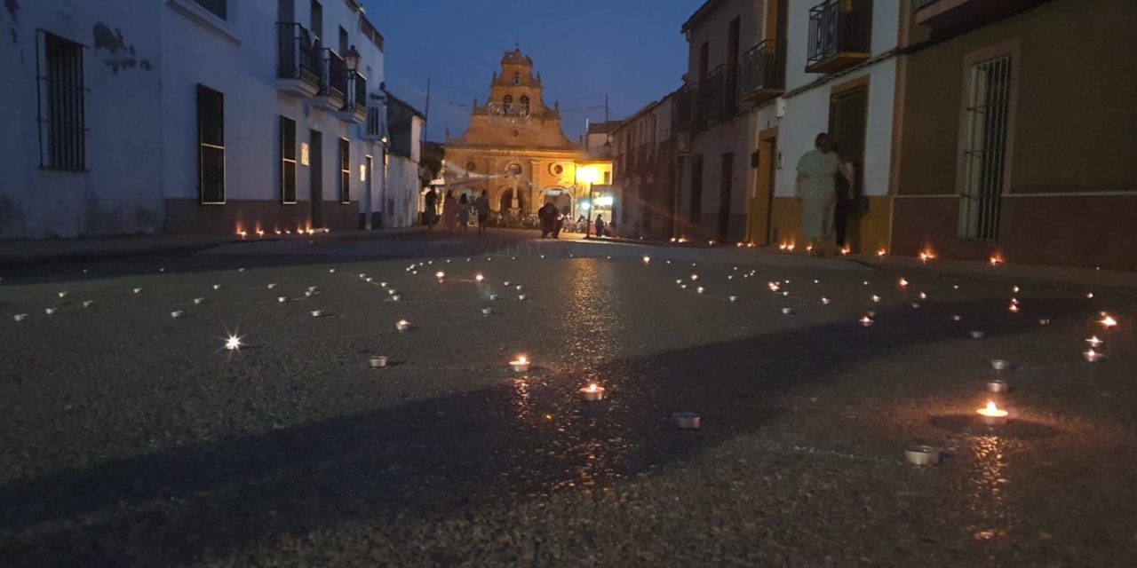 Navas de Tolosa celebra su primera “Noche de las velas”