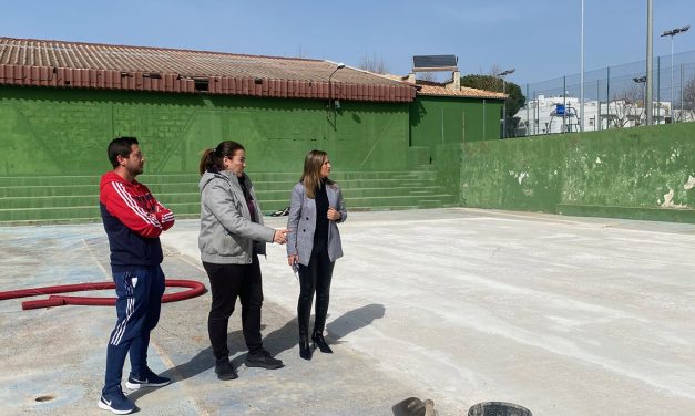 El polideportivo municipal Pepe Passas estrenará en breve 3 pistas de pádel