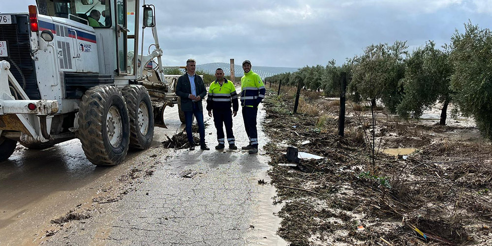 La Diputación actúa en más de 40 carreteras de la provincia durante el temporal de lluvia y viento de estos días