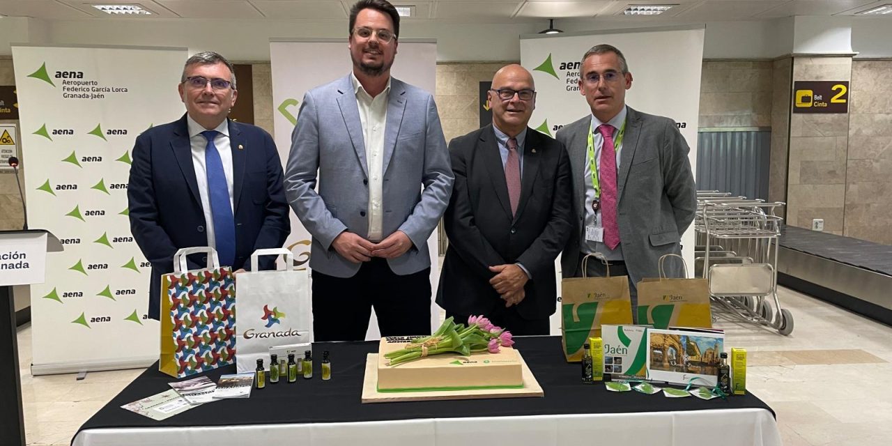 Diputación subraya la oportunidad que supone para el turismo de Jaén el vuelo entre el aeropuerto Granada-Jaén y Amsterdam